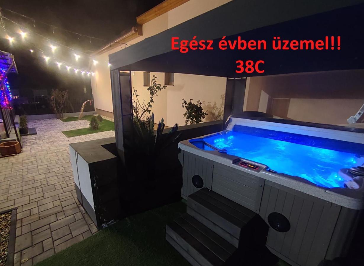Emmabella Apartmanok Eger Exterior photo